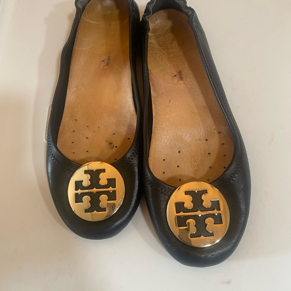 Tory Burch Black Leather Logo Medallion Ballet Flats